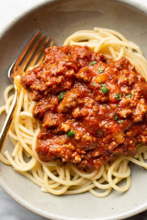 Meat Sauce For Spaghetti, Easy Meat Sauce, Lavender Recipe, Workout Recipes, Salt And Lavender, Meat Sauce Recipe, Pasta Marinara, Salt Lavender, Pasta With Meat Sauce