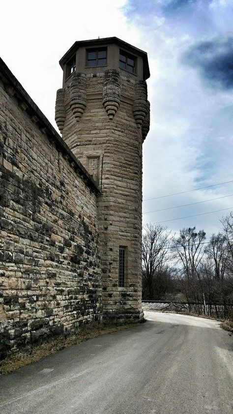 Joliet Prison tower Prison Tower, Joliet Prison, Office Workouts, Abandoned Prisons, Vegetable Stand, Prison Art, San Quentin, Music Visualization, Department Of Corrections