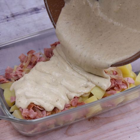 Ham Potato And Onion Casserole, Recipes Using Sliced Ham, Shaved Ham Recipes Dinners, Deli Sliced Ham Recipes, Potatoes And Ham Casserole, Scalp Potatoes And Ham, Shaved Ham Recipes, Recipes With Ham Slices, Ham And Potatoes