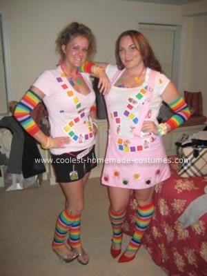 Homemade Candy Land Costume: I love Halloween.  Although other people may be able to pull off costumes that are seen and done on a yearly basis, I like to go away from the norm and Candyland Diy, Candy Land Costumes, Halloween Games For Adults, Candy Costumes, Cheap Halloween Costumes, Diy Costumes Women, Easy Diy Costumes, Games For Adults, Candyland Party