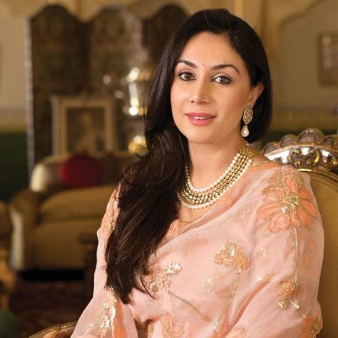 Princess Diya Kumari of Jaipur, Rajsamand's MP, has been nominated as a member of the Inter-Parliamentary Union (IPU) Standing Committee of U.N. Affairs. Outfit For Interview, Diya Kumari, Interview Outfit Business Casual, Semiformal Outfit, Formal Attire For Women, Outfit Ideas Work, Formal Attire For Men, Formal Dresses For Men, Interview Attire