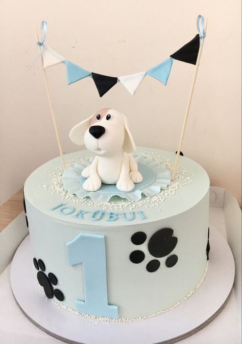 Dogs Cake Design, Cakes Dog Theme, Cake For Dog Design, Cakes For Dogs Design, 1st Birthday Cake Dog Theme, Dog Birthday Cake Design Ideas, Dog Theme Smash Cake 1st Birthdays, Dog Cake Design Ideas Simple, Cake Designs For Dogs