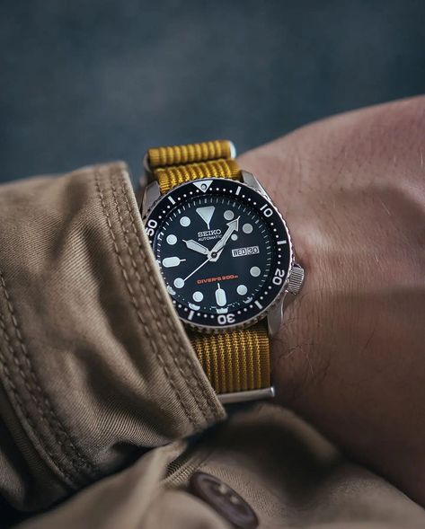 SKX007 - Photo by 📸 @satornjanac - Follow our mod community 👉 @skx.mods | Instagram Seiko Diver Mod, Suits And Tattoos, Seiko Skx007 Mod, Skx007 Mod, Horology Design, Seiko Skx007, Seiko Skx, Seiko Diver, Seiko Mod