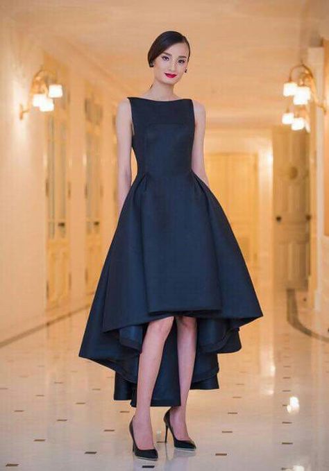 . Long Skirt Top Designs, High Low Party Dresses, High Low Evening Dresses, High Low Bridesmaid Dresses, Dresses Wedding Guest, Evening Dresses With Sleeves, Dresses High Low, Stylish Party Dresses, Pretty Prom Dresses