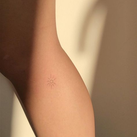 Sunshine Outline Tattoo, Small Red Sun Tattoo, Simple Line Sun Tattoo, Sun Tattoo Small Placement, Mini Tats Sun, Handpoke Sun Tattoo, Minimal Sunshine Tattoo, Sun Tattoo Stick And Poke, Small Fine Line Sun Tattoo