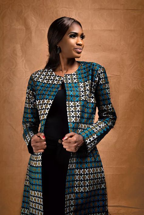 Ankara Jackets For Women, Cloth Styles, African Print Coat, African Shirt Dress, Kitenge Designs, Ankara Jackets, African Fashion Week, African Attire Dresses, Ankara Clothing