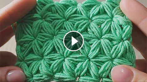 Jasmine Crochet Stitch, Jasmine Crochet, Corak Krusye, Crochet Basket Tutorial, Crochet Stitch Pattern, Diy Crafts Crochet, Crochet Triangle, Crochet Stitches Video, Crochet Stars