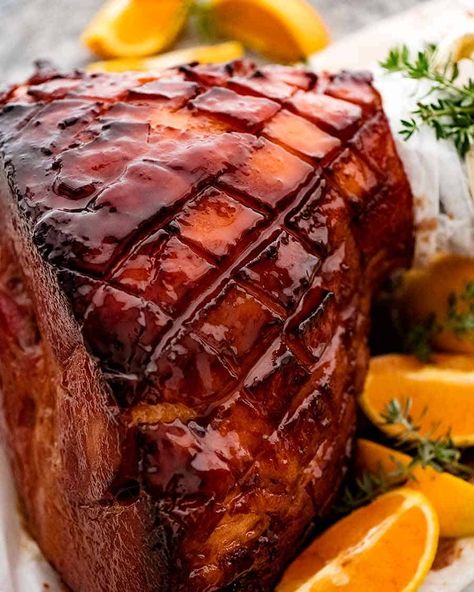 Ham Glaze Maple Syrup, Sugar Ham Glaze, Maple Glazed Ham Recipes, Brown Sugar Honey Glaze, Maple Ham, Gammon Recipes, Ham Sauce, Maple Glazed Ham, Tin Eats