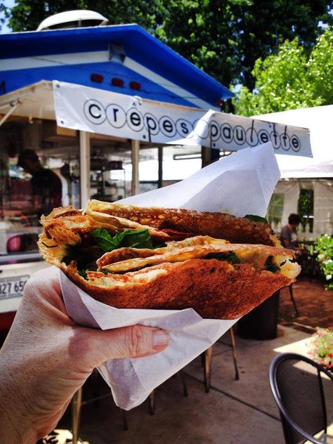 Weddings in Arkansas Food Truck Pick: Crepes Paulette Crepes Food Truck, Aesthetic Food Truck, Crepe Catering, Crepes Aesthetic, Carnival Foods, Arkansas Food, Carnival Food, Crepe Recipes, Fun Cooking