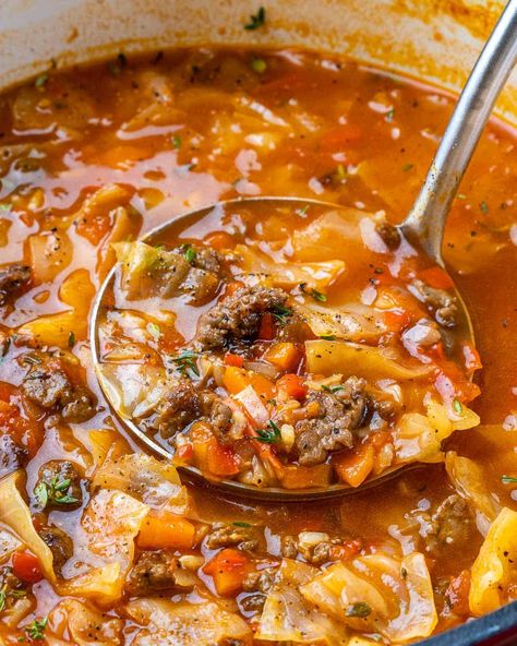 Cabbage Roll Soup Recipe, Cabbage Roll Soup, Cabbage Roll, Homemade Soup Recipe, Cabbage Rolls, Cabbage Soup, Cabbage Recipes, Soup And Sandwich, Easy Soups