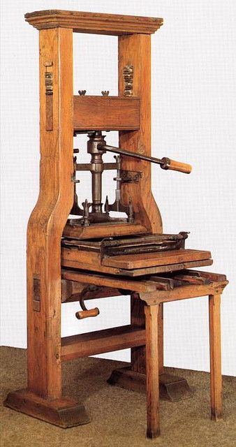 an antique , probably 18th century, one-pull wooden handpress surviving in Belgium. Most surviving wooden handpresses have a different construction with longer rails and a larger bed and are two-pull presses. Letterpress Type, Quill And Ink, Contemporary Folk Art, Book Press, Civil Construction, Bible Images, Diy Electrical, Cross Art, Classic Paintings