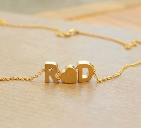 Heart and Initial Necklace. Tiny letter by lizaslittlethings Thirteen Movie, Letter Necklace Initials, Monogram Necklace Gold, Letter Necklace Silver, Initials Necklace, Letter Charm Necklace, Dainty Initial Necklace, Pandora Rose, Movie Aesthetic