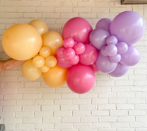 Balloon Garland Mini, Fun Balloon Ideas, 3 Color Balloon Garland, Small Balloon Garland Ideas, Grab And Go Garland, Grab And Go Balloons, Balloon Garland Outside, Balloon Garland On Wall, Spring Balloon Garland