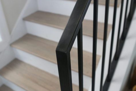 Diy Staircase Railing, Staircase Transformation, Metal Staircase Railing, Black Painted Stairs, Painted Stair Railings, Black Stair Railing, Diy Stair Railing, Black Railing, Light Green Paint