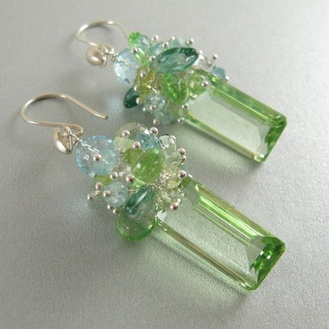 Silver Jewelry Ideas, Copper Jewellery, Beaded Earrings Diy, Jewelry Design Earrings, Earrings Inspiration, Beaded Drop Earrings, Green Quartz, Cabochon Pendant, Beaded Jewelry Patterns