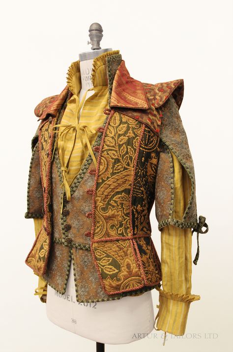 Dnd Formal Wear, Bard Clothes Dnd, Bard Fashion, Bard Outfits Male, Dnd Bard Outfit, Bard Clothes, Bardcore Medieval, Bard Costume, Bard Cosplay