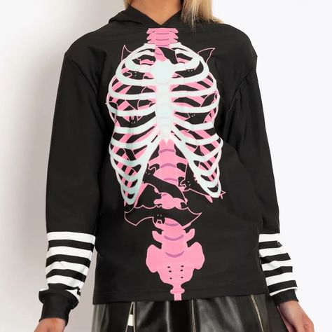 Blackmilk “Batcage Hoodie Sweater” Size Large Brand New In Bag With Tags, Nwt Sold Out Limited Edition From Blackmilk Clothing. Adorably Creepy And Cozy Black And Pink Hoodie With Fun Designs Of A Ribcage, Spine, And Bats. The Back Of The Hood Is Covered In Bat Outlines. Manufacturer’s Details: Despite All My Rage I Am Still Just A Bat In Aribcage. The Hoodie Sweater Is Perfect For Days You Just Want To Be Comfortable And Look Good (We Assume That’s Most Days). Made From Our Lightly Fleece-Lined Dark Lotila Fashion, Pink And Black Hoodie, Creepy Cute Clothes, Ribcage Hoodie, All My Rage, Creepy Cute Outfits, Rainbow Goth, Creepy Fashion, Deathrock Fashion