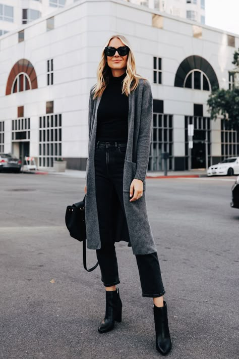 Charcoal Grey Cardigan Outfit, Charcoal Cardigan Outfit, Dark Grey Cardigan Outfit, Outfits With Grey Cardigan, Nyc Fall Outfits, Long Cardigan Outfit, Charcoal Jacket, Business Professional Attire, Wfh Outfits