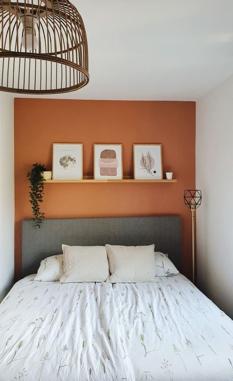 Bedroom Wall Terracotta, Teracota Painting Wall Bedroom, Terracota And Grey Bedroom, Terracotta Colored Bedroom, Terracotta Feature Wall Bedroom, Terra Cotta And Grey Bedroom, Rust Wall Color Bedroom, Terracotta Guest Bedroom, Rust Accent Wall Bedroom