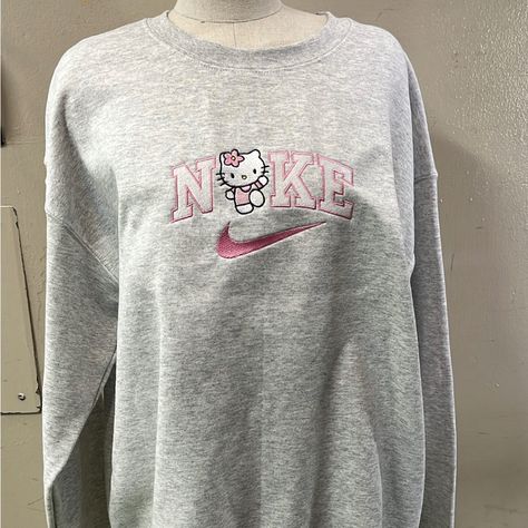 Nike Hello Kitty Crew Neck Sz L Embroidered Nike Hello Kitty Sweater, Hello Kitty Nike Sweatshirt, Christmas Clothing Wishlist, Hello Kitty Shirts Y2k, Birthday Wishlist Ideas I Want, Hello Kitty Fit, Hello Kitty Nike, Hello Kitty Clothing, Hello Kitty Sweater