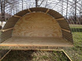 Diy Chicken Tractor, Walk In Chicken Coop, Cattle Panels, Chicken Tractors, Diy Chicken Coop Plans, Chicken Coop Run, Chicken Tractor, Backyard Chicken Farming, Coop Design