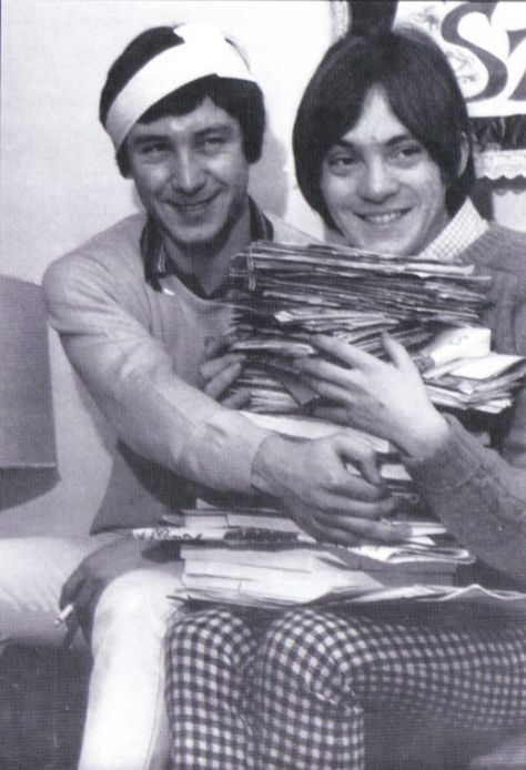 Kenney Jones & Steve Marriott 60s Bands, Kenney Jones, Ronnie Lane, Noel Redding, Muse Music, Steve Marriott, Dave Davies, Humble Pie, Music Magic