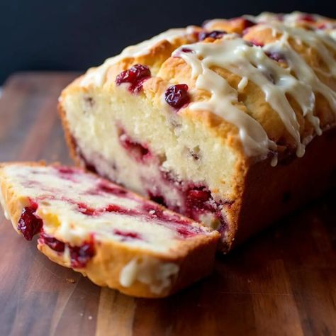 Cranberry Loaf, Apple Banana Bread, Fruit Breads, Best Christmas Appetizers, Amish White Bread, Amish Bread, Orange Bread, Homemade Baked Bread, Cream Cheese Bread