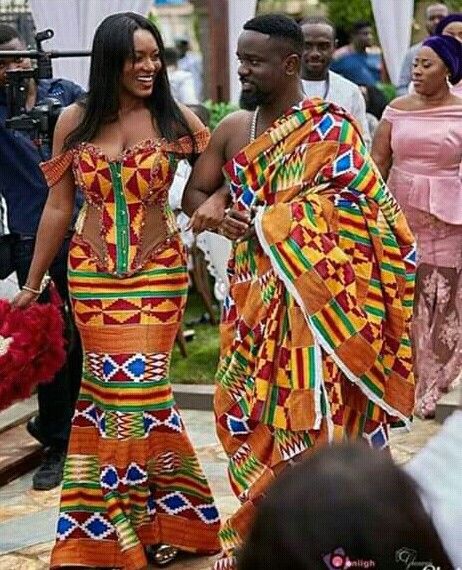 Sarkodie and His Lovely Wife in Matching Kente Attire for their Traditional Engagement - Clipkulture | Clipkulture Modern African Print Dresses, Couples African Outfits, Nigerian Dress, Ghana Fashion, African Wedding Attire, Kente Dress, Kente Styles, African Dresses Modern, Afrikaanse Mode