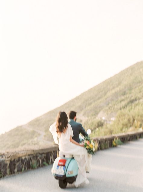 Sicily Wedding, Vintage Vespa, Topanga Canyon, Amalfi Coast Wedding, Wedding Sparrow, Romantic Picnics, Romantic Sunset, Romantic Places, Engagement Sessions