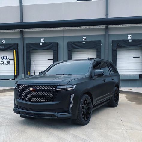 Forgiato Wheels (@forgiato) posted on Instagram: “2021 #Cadillac #Escalade on 24” #Forgiato @wheels by @six10motoring” • Jan 12, 2021 at 8:44pm UTC Matte Black Suv, Black Suv Cars, Buick Avista, Cadillac Car, Black Suv, Forgiato Wheels, Matte Black Cars, Black Cadillac, Luxury Cars Range Rover