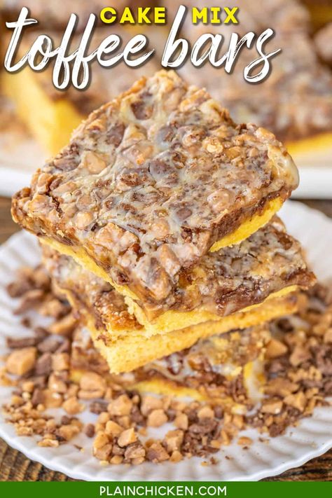 Toffee Cake, Cake Mix Desserts, Toffee Bars, Butter Toffee, Dessert Bar Recipe, Plain Chicken, Toffee Bits, Popular Desserts, Chocolate Toffee