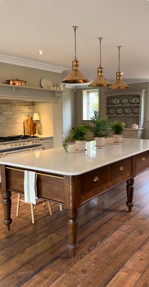 Dairy Table, Old World Elegance, Prep Table, Furniture Office, National Trust, Kitchen Remodel Idea, Kitchen Style, Dream Home Design, Country Kitchen