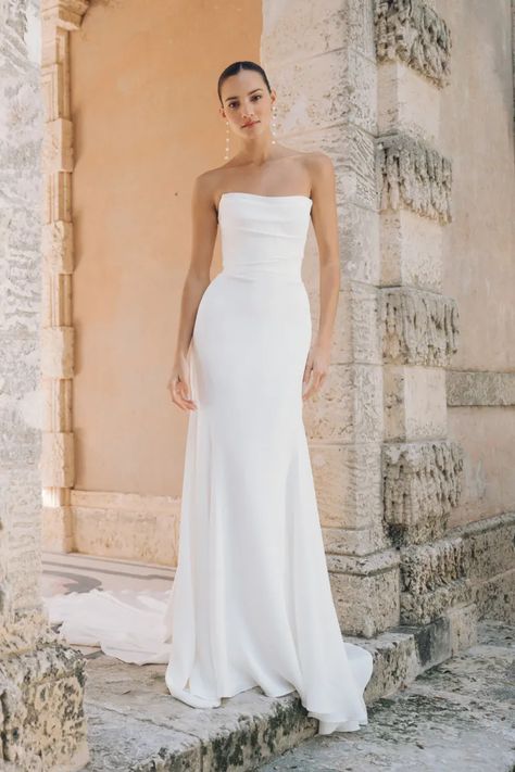 Jenny Yoo Bridal, Plain Wedding Dress, Timeless Wedding Dress, Classy Wedding Dress, Jenny Yoo, Dream Wedding Ideas Dresses, Classy Wedding, Black Wedding Dresses, Satin Wedding