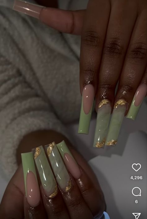 Light Green Acrylic Nails Long, Earthy Boho Nails, Earthy Nails Designs Green, Earthy Sweet 16, Jade French Tip Nails, Jade Green Acrylic Nails, Earthy Green Nails, Boho Nails Acrylic, Birthday Nails Green