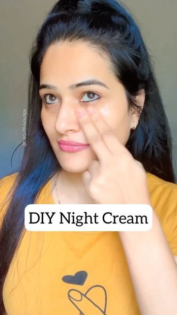 Vitamin E Capsules And Aloe Vera Gel For Face, Night Face Routine Skin Care Homemade, Homemade Night Cream For Face, Face Brightening Cream, Vitamin E Capsules For Face Overnight, Night Skin Care Routine Homemade, Diy Night Cream For Glowing Skin, Alovera Gel For Face At Night, Homemade Night Cream For Glowing Skin