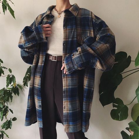 Oversized Plaid Jacket Outfit, Plaid Trench Coat Outfit, Plaid Coat Outfit, Plaid Jacket Outfit, Fleece Jacket Outfit, Target Outfits, Plaid Pants Outfit, Diet Cola, Plaid Trench Coat