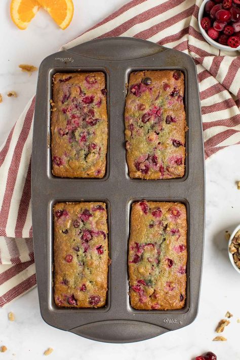 Cranberry Orange Bread Recipe, Orange Bread Recipe, Microwave Bread, Cranberry Bread Recipes, Orange Bread, Mini Loaves, Cranberry Orange Bread, Cranberry Orange Muffins, Orange Muffins