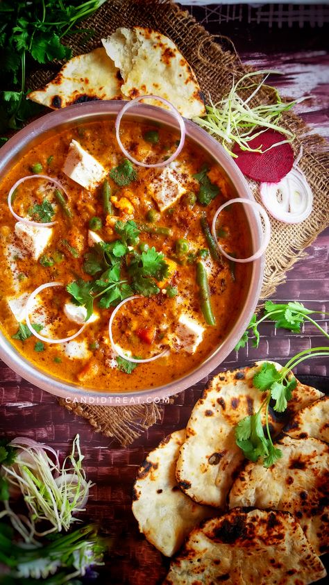 Vegan Paneer, Indian Beans Recipe, Indian Gravy Recipe, Makhani Sauce, Indian Paneer Recipes, Indian Food Menu, Mix Vegetable Recipe, Veg Recipe, Paneer Dishes