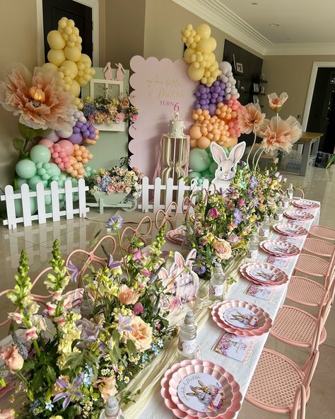 A bunny party 🐰 Bunnies! This was the sweetest theme to work with! Super pretty celebration for Arabella and Matilda’s 5th birthday 🎁 A dreamy tea party filled with bunnies and flowers 🌷 Happy birthday girls 💕 Event planning and styling @mylittleteaparty Backdrops and balloons @theglitzyballooncompany Artwork @shinyhappyparty Bags @makeitfridayuk Large faux flowers @ketiestory #mylittleteaparty #eventplanner #bunnyparty #rabbitparty #bunniesandflowers #5thbirthdayideas #kidspartyplann... Happy Easter Birthday, Tea Party Backdrop, Bunny Tea Party, Bunnies And Flowers, Flowers Happy Birthday, Easter Birthday Party, Girls Tea Party, Bunny Party, Happy Birthday Girls