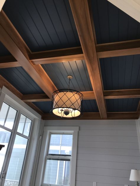 House Ceiling Design, التصميم الخارجي للمنزل, Apartment Layout, Wooden Ceilings, Hus Inspiration, False Ceiling Design, Wooden Beams, Coffered Ceiling, Home Ceiling