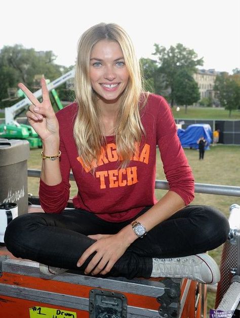 Hart Images, G Tech, Jessica Hart, Pink Nation, Virginia Tech, Anti Ageing, Tailgate Party, Holiday Dinner, Photo L