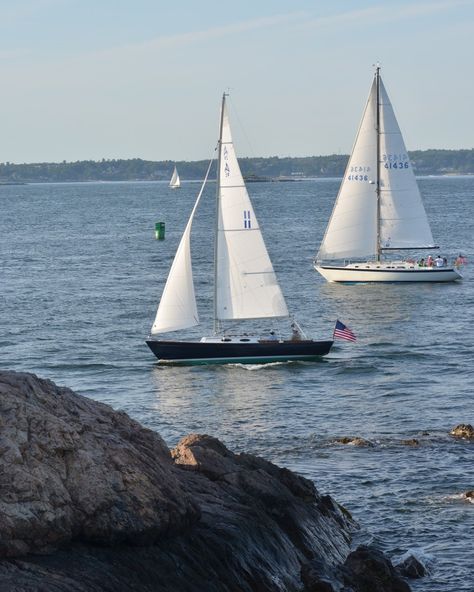 Two sailboats sailing in Marblehead. From Marblehead Neck. Preppy Drawing Ideas, Preppy Drawing, Sailboat Photography, Drawing Ideas Sketch, Boat Photography, Costal Granddaughter, Ideas Sketch, Coastal Aesthetic, Sailboat Print