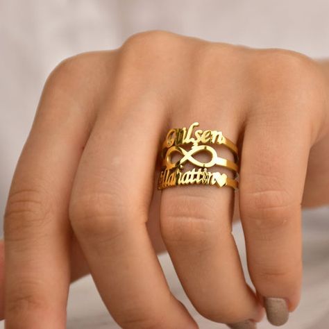 Name Jewelry Unique Mothers Rings, Custom Gold Rings, Mothers Rings, Couple Ring Design, Tiny Gold Studs, Locket Design, Gold Finger Rings, Gold Jewelry Outfits, New Gold Jewellery Designs