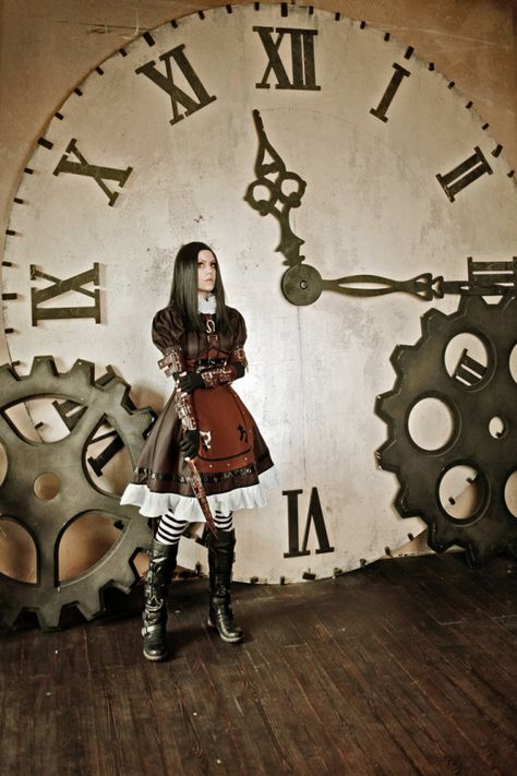 Steampunk Trunk, Steampunk Party, Mode Steampunk, Steampunk Tendencies, Steam Girl, Alice Liddell, Alice Madness Returns, Steampunk Women, Alice Madness