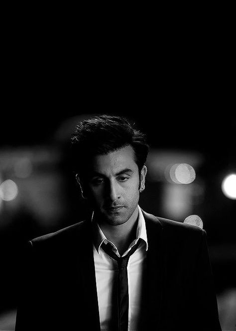 Ranbir Kapoor Aesthetic, Ranbir Kapoor Hairstyle, Kathak Dance, Douglas Booth, Movie Artwork, Gentleman Aesthetic, Handsome Arab Men, Bollywood Posters, Rowan Blanchard