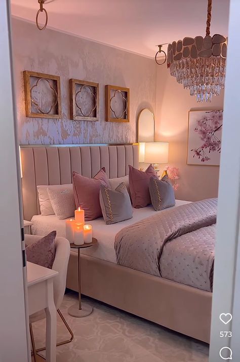 Luxury Room Bedroom, Pink Bedroom Decor, Classy Bedroom, Small Room Decor, Pink Living Room, Dekorasi Kamar Tidur, Woman Bedroom, Luxury Rooms, Room Makeover Bedroom