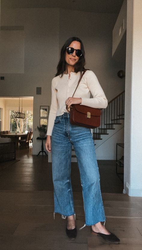 (9 of 9) Cute Daily Outfits Casual, Millenial Mom Outfits, Classy Mom Outfits, Effortlessly Chic Outfits Summer, Classic Mom Style, Madewell Outfits, Cool Looks, Jeans Outfit Fall, Millennials Fashion