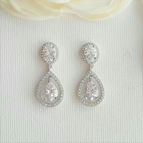 Crystal Point Jewelry, Crystal Statement Earrings, Small Drop Earrings, Wedding Day Jewelry, Special Occasion Jewelry, Bridal Earrings Drop, Wedding Earrings Drop, Bridal Fashion Jewelry, Fancy Earrings