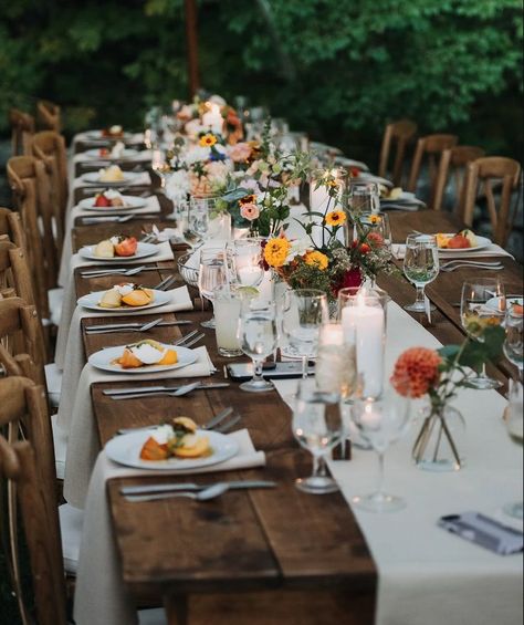 Small Arrangements, Scarborough Maine, Bud Vase Centerpiece, Smith Wedding, On Golden Pond, Italian Ruscus, New Hampshire Wedding, Big Sur Wedding, Wedding Reception Tables