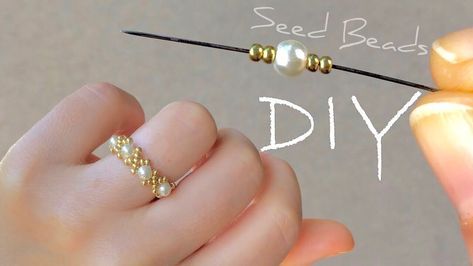 Xoxo Beaded Ring: Easy Seed Bead Ring Tutorial - YouTube Seed Bead Rings, Seed Bead Ring, Bead Rings, Schmuck Diy, Ring Tutorial, Beaded Ring, Beaded Anklets, Beaded Rings, Seed Bead